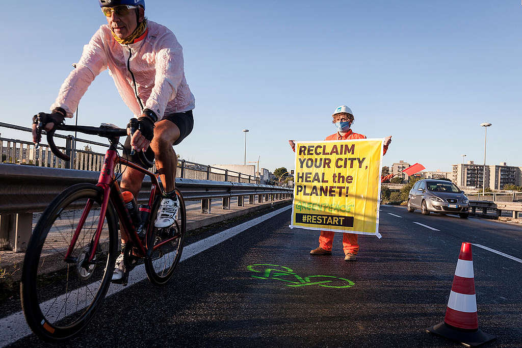 Urban Mobility Action in Rome. © Francesco Alesi / Greenpeace