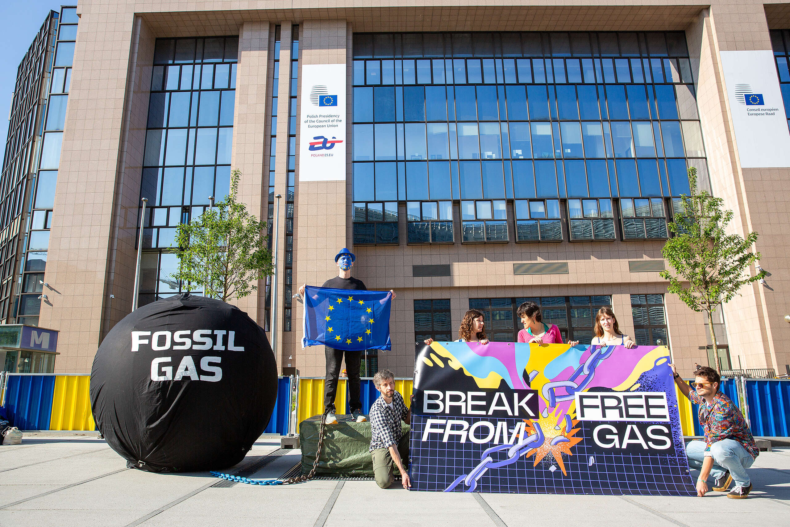 Break free from gas, civil society urges EU energy ministers