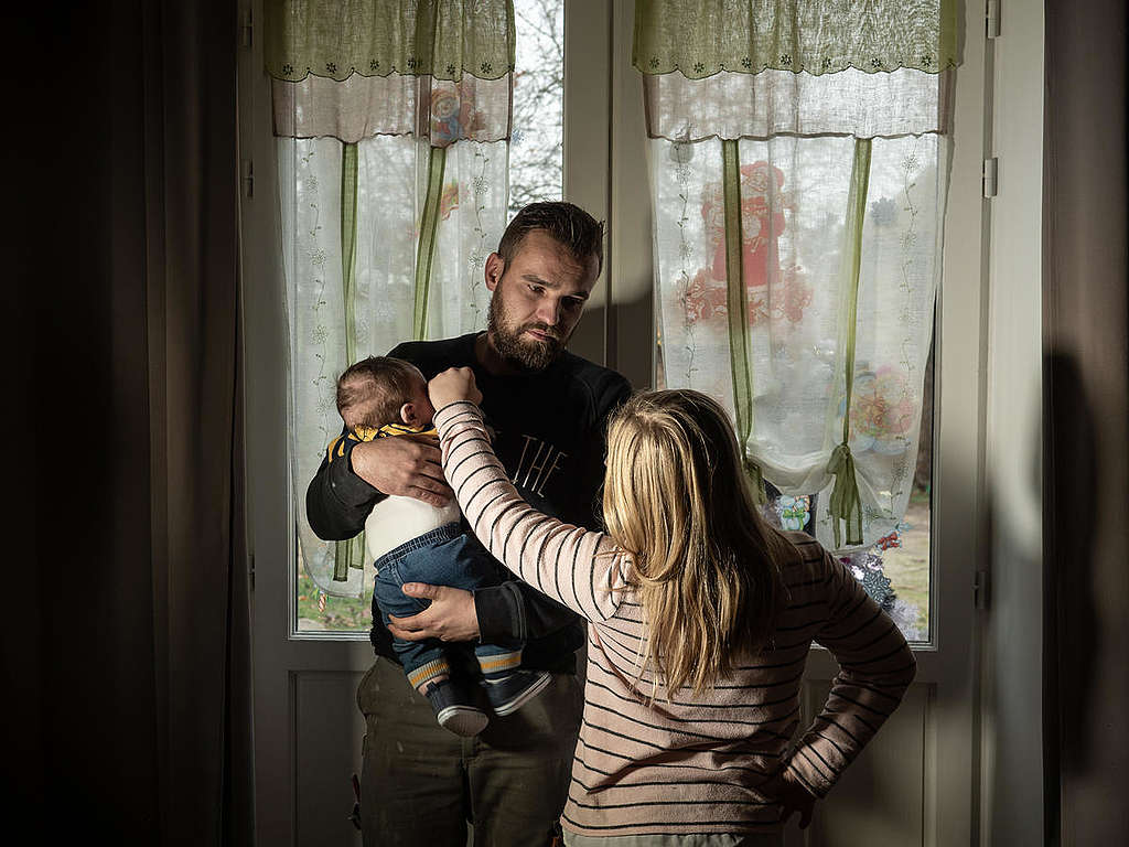 Family Living near Factory Farm in Lescout, France. © Greenpeace / Wildlight / Selene Magnolia Family Living near Factory Farm in Lescout, France. © Greenpeace / Wildlight / Selene Magnolia