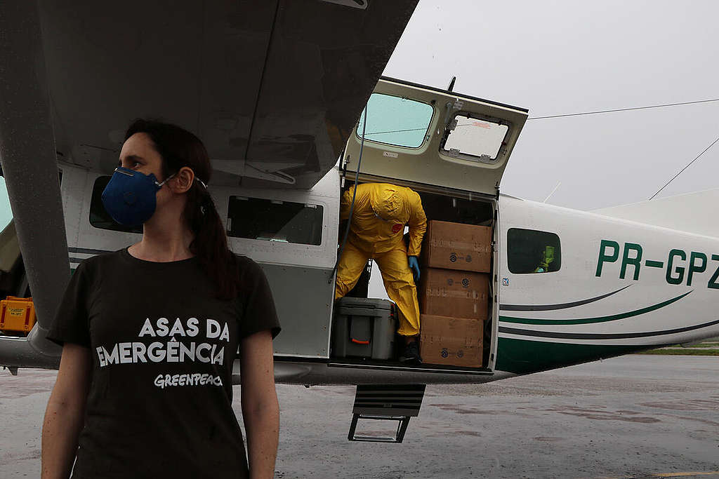 Wings of Emergency Project in the Amazon in Brazil. © Edmar Barros / Greenpeace Wings of Emergency -projekti Amazonilla Brasiliassa. © Edmar Barros / Greenpeace