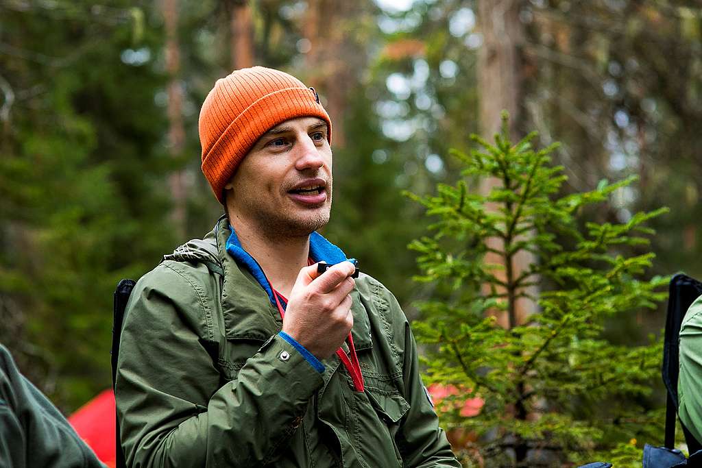 Luonnonmetsä-työryhmän johtava kartoittaja Ari Aalto.