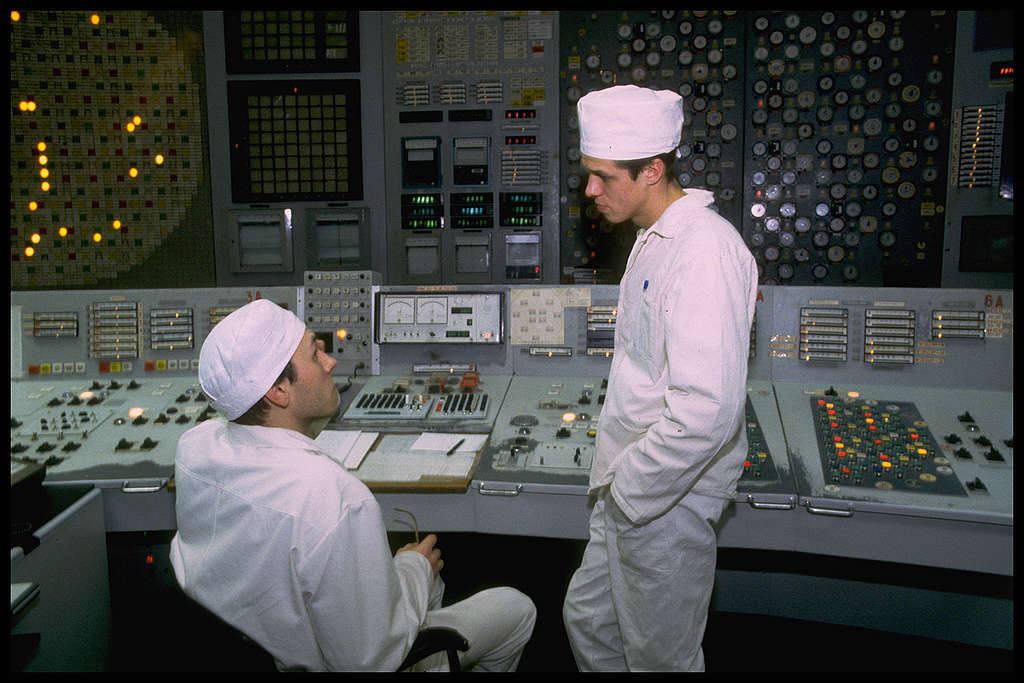 Control Room of Chernobyl Nuclear Plant. © Clive Shirley / Signum / Greenpeace