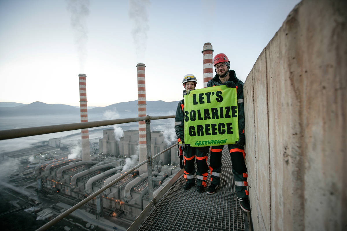 Action at Agios Dimitrios Power Station in Greece. © Will Rose / Greenpeace