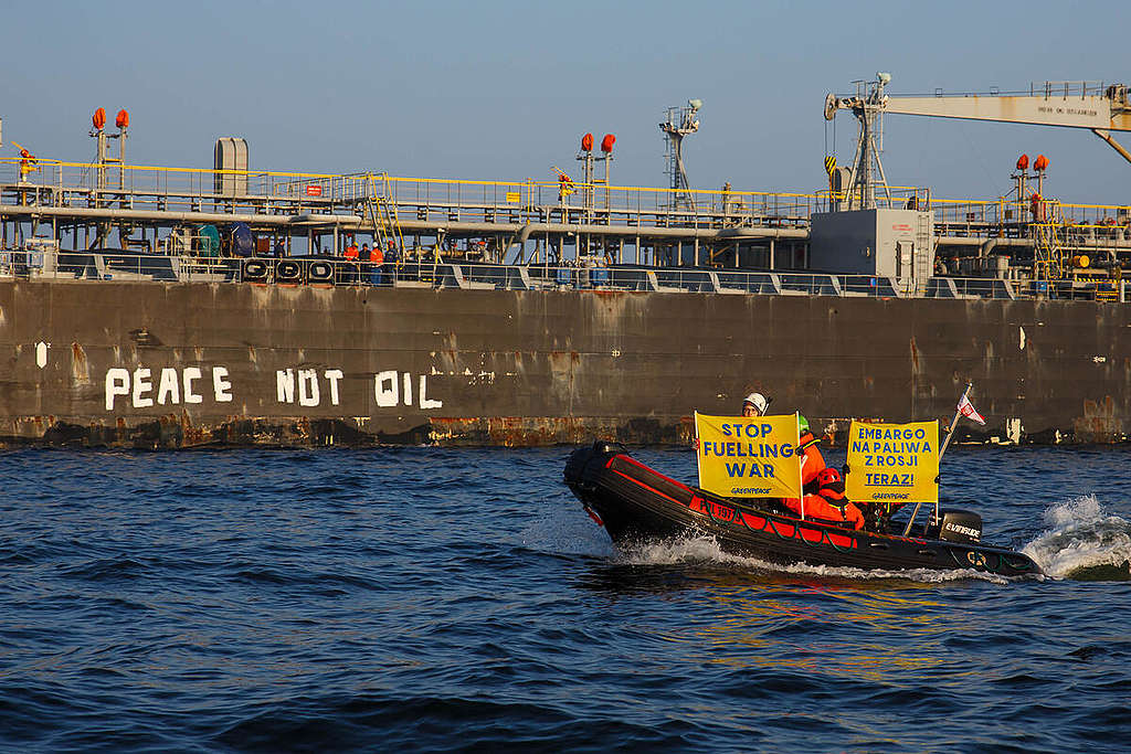 Peace - not Oil - Protest against Russian Oil in Poland. © Greenpeace
