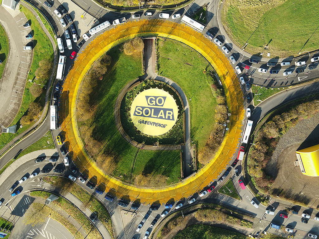Solar Action in Luxembourg. © Joshua Marx / Greenpeace