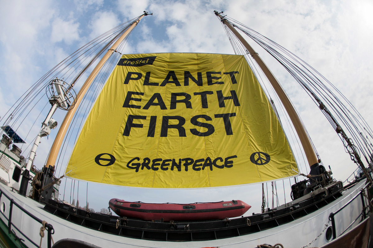 Planet Earth First Banner at G20 Foreign Ministers Meeting in Bonn.