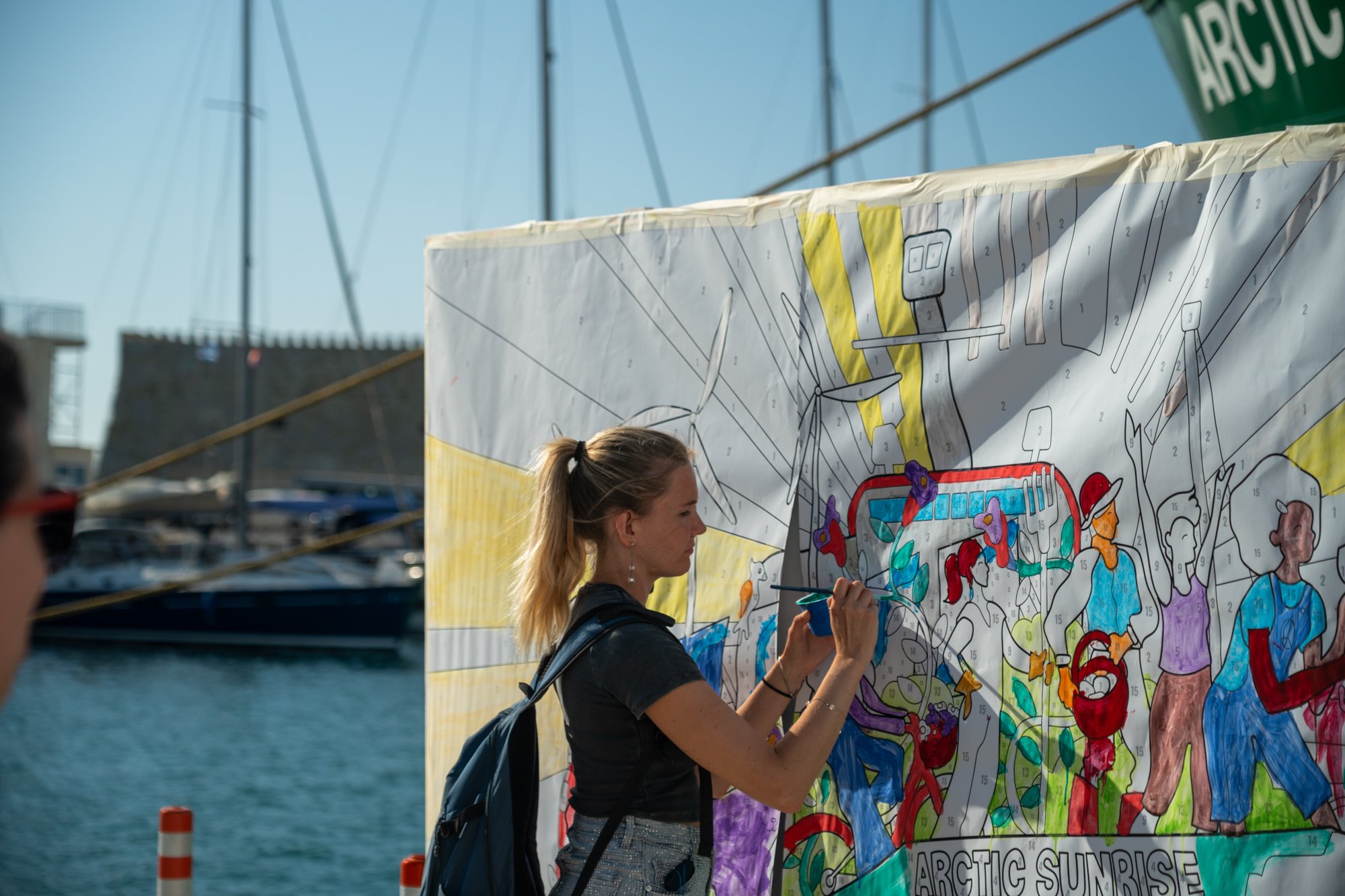 Το πλοίο της Greenpeace, Arctic Sunrise, ολοκλήρωσε την επίσκεψή του στο Ηράκλειο