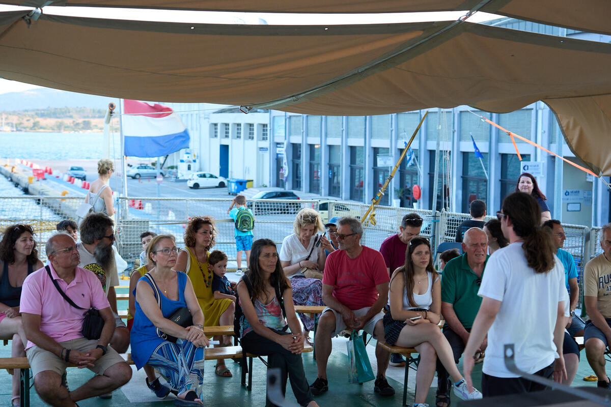 Το πλοίο της Greenpeace, Arctic Sunrise, ολοκλήρωσε την περιοδεία του στην Ελλάδα