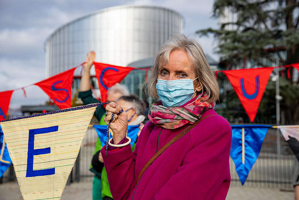 Senior Swiss Citizens File Action at European Court of Human Rights in Strasbourg. © Greenpeace / Emanuel Büchler