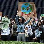 Fridays for Future Student Demonstration in Hong Kong. © Greenpeace / Pak Chai Tse