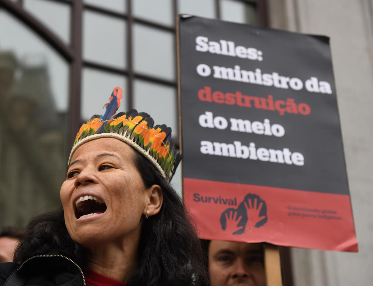 Amazon Rally at the Brazilian Embassy in London. © Chris J Ratcliffe / Greenpeace