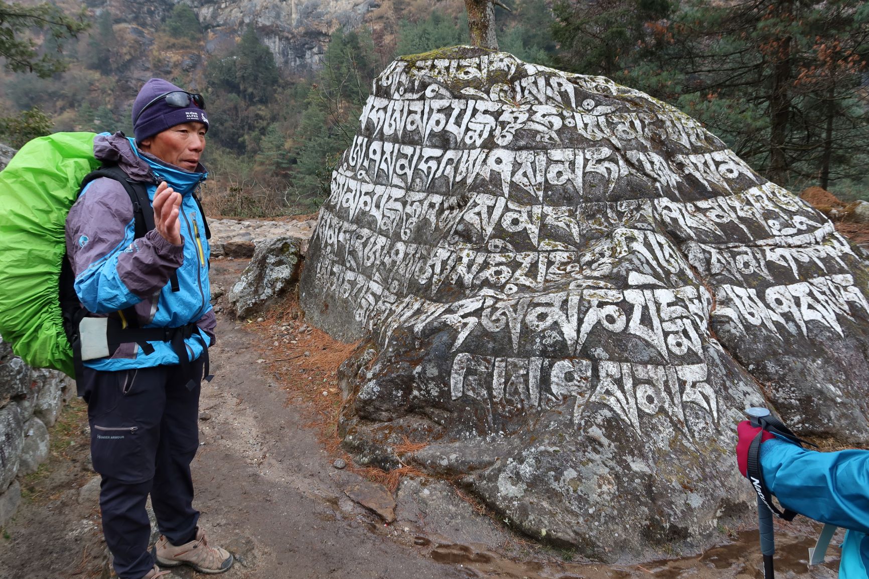 Jyamjo Sherpa現年48歲，狀態尚勇，但感「生命很重要」，只帶風險較低、報酬不高的基地營路線的健行隊。© Greenpeace