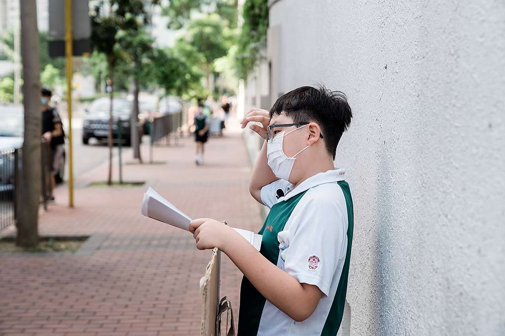 踏入夏天,天氣為Lance每周的氣候行動帶來額外考驗。© Patrick Cho / Greenpeace