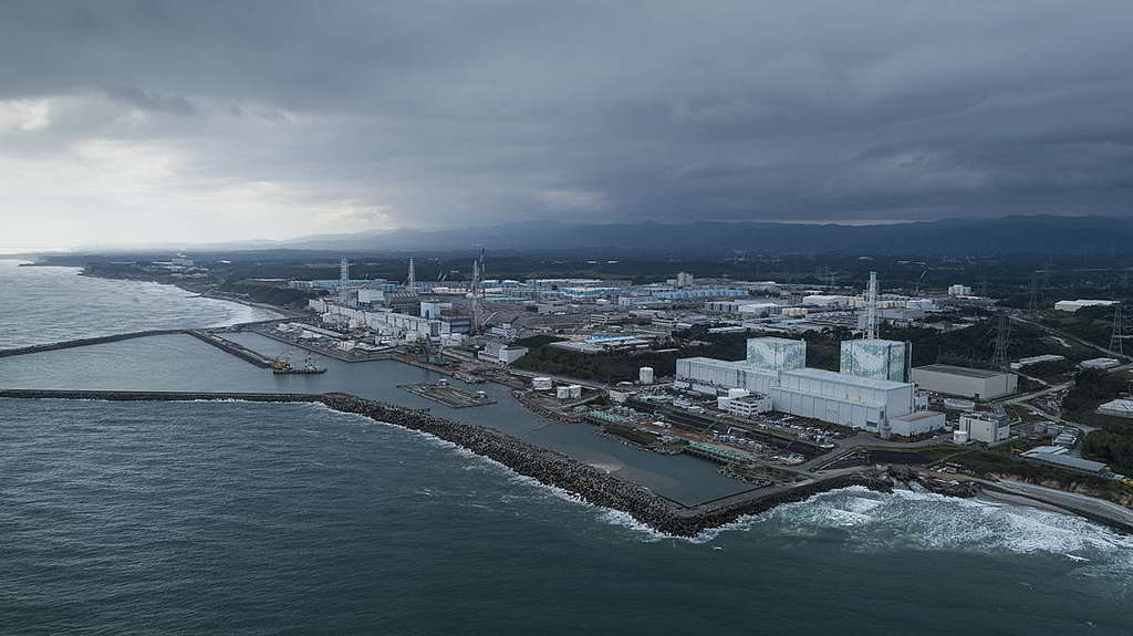 福島第一核電廠目前儲存過百萬噸核污水,當局為節省成本,竟有意把核污水排入太平洋。 © Christian Åslund / Greenpeace