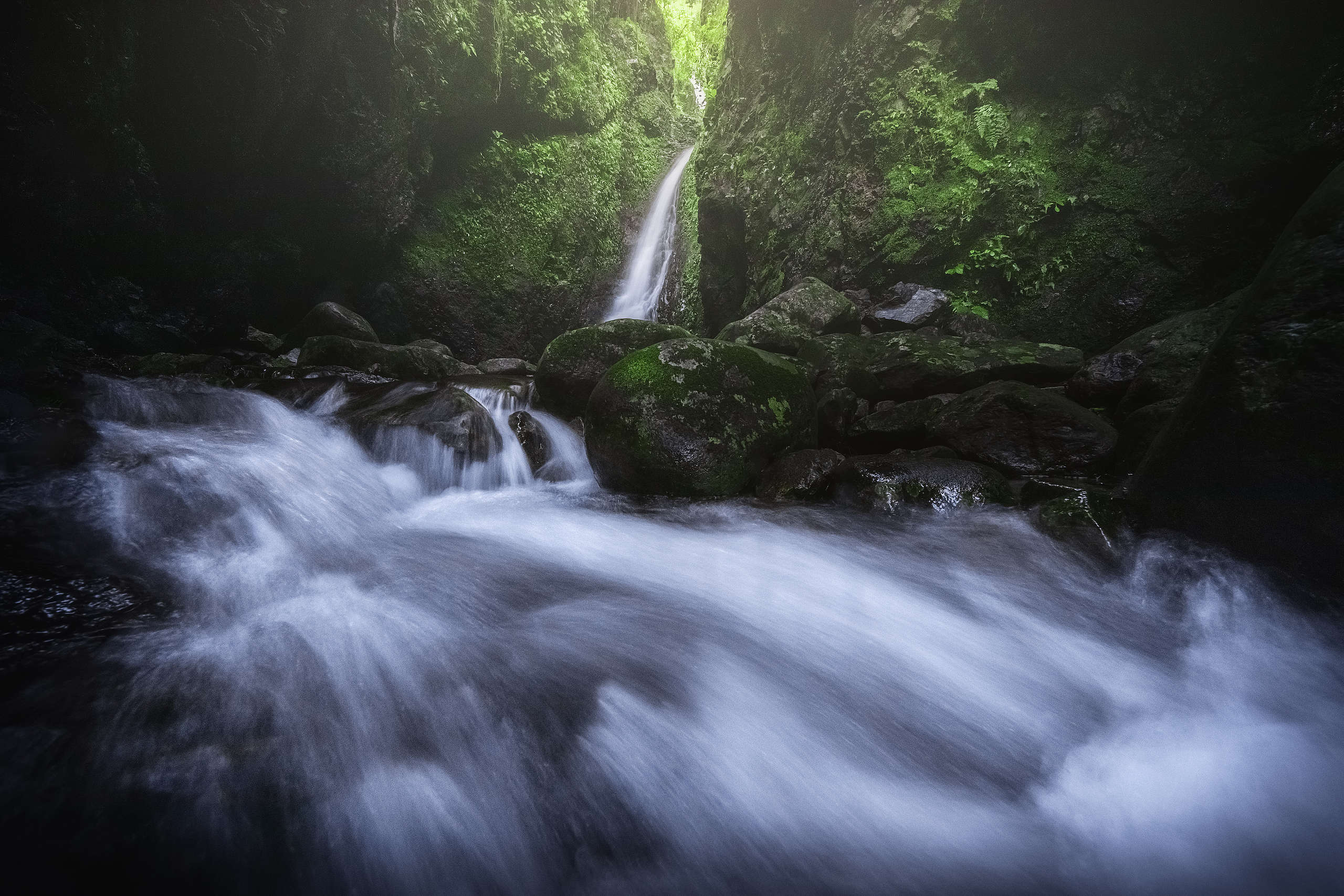 井底瀑。© Kelvin Yuen