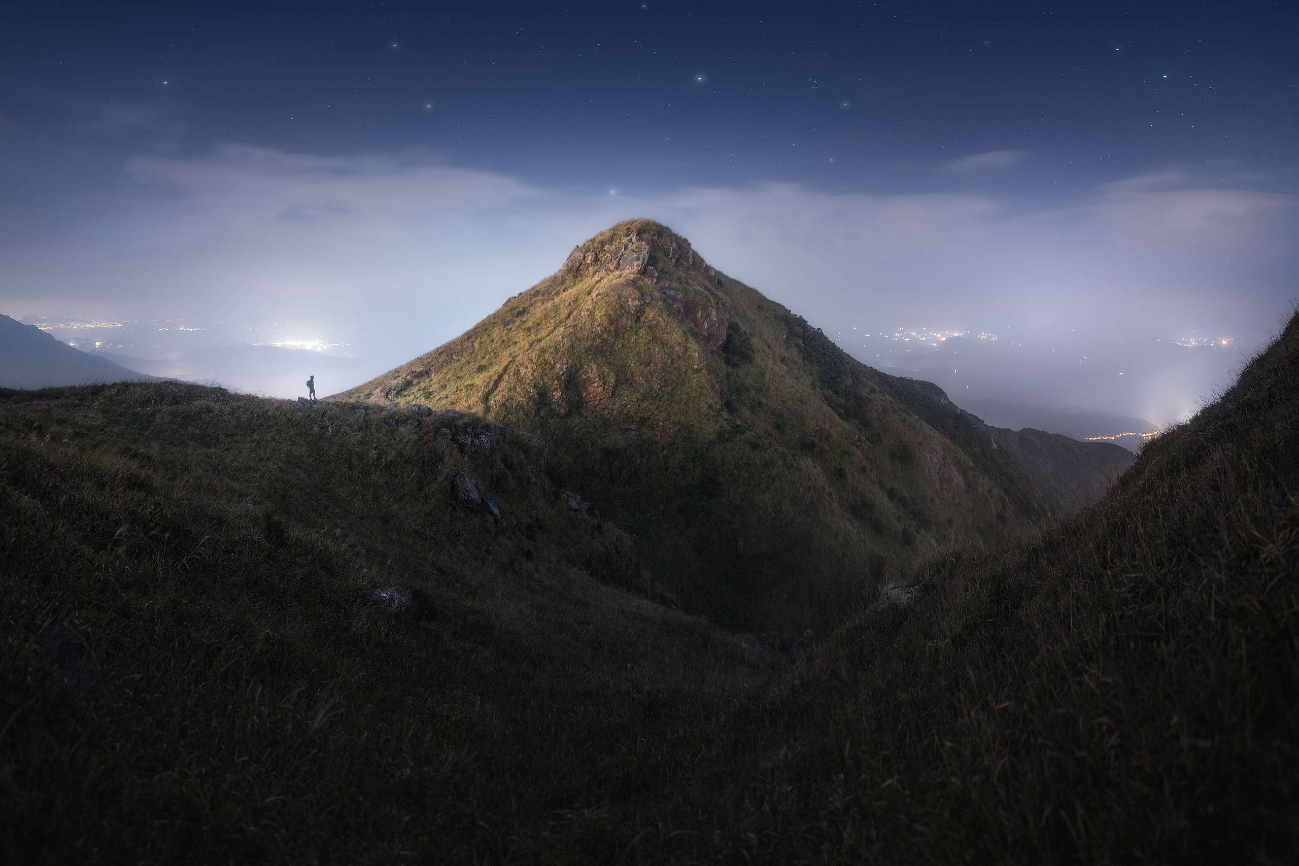 鳳凰山星空。(10s F1.8 ISO800)© Kelvin Yuen