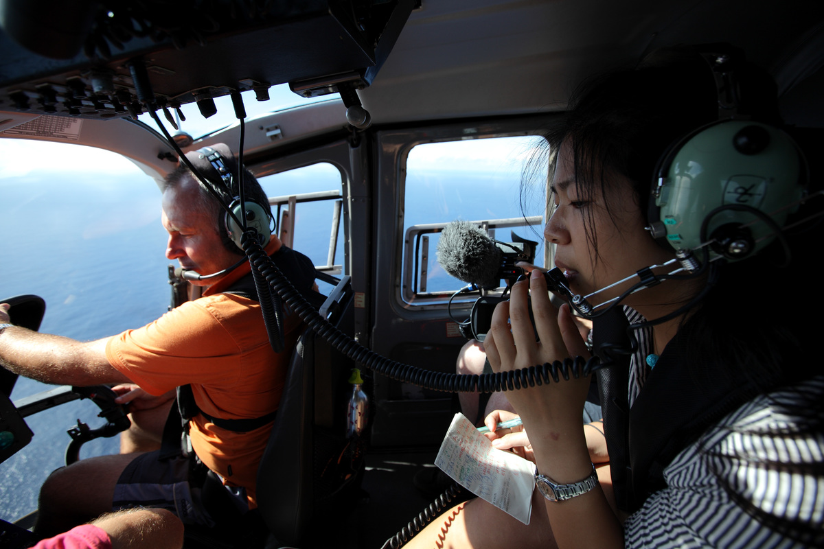 綠色和平台北辦公室派員參與印度洋的調查，團隊除了派遣船艦出海巡邏，也會以直升機在上空觀察，以記錄印度洋的捕魚活動。© Jiri Rezac / Greenpeace