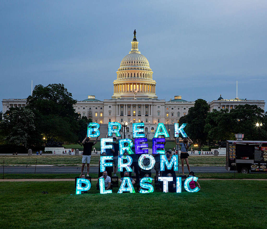 綠色和平美國辦公室發表最新報告，揭露跨國消費品牌推展塑膠生產擴張，危害全球社區和氣候。© Tim Aubry / Greenpeace