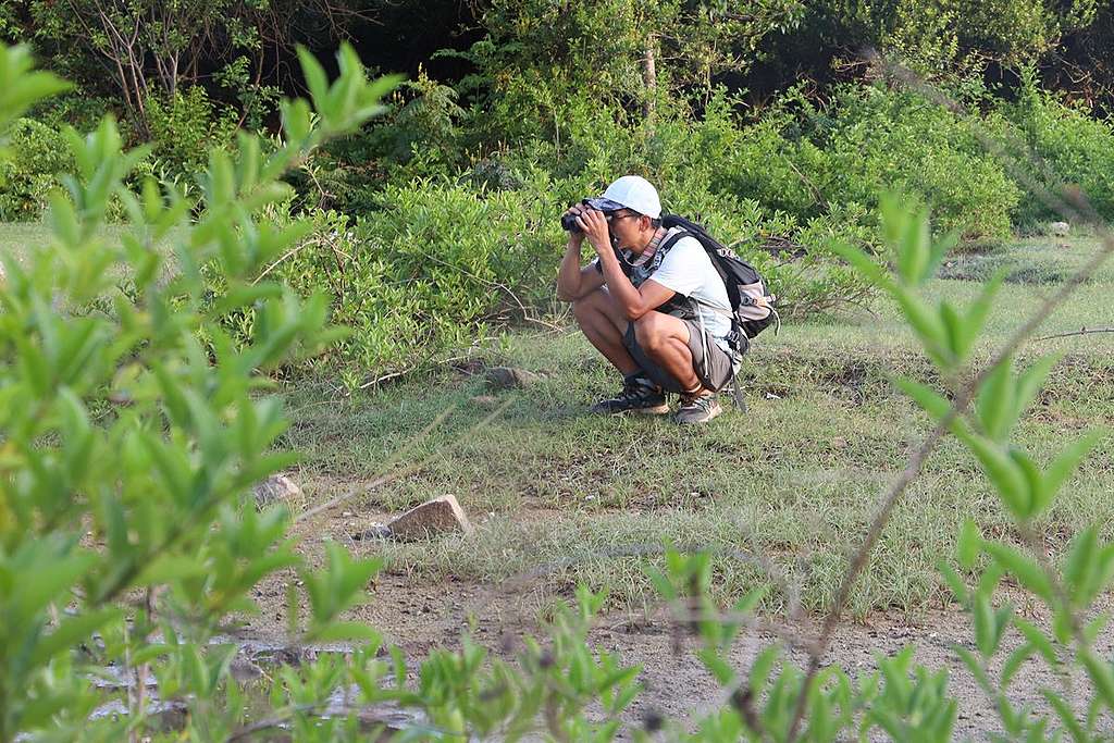 參與保育工作多年，馬屎說自己最喜歡的還是「跑前線」，看到不同有趣的動植物就覺得開心。© Greenpeace / 屈曉彤