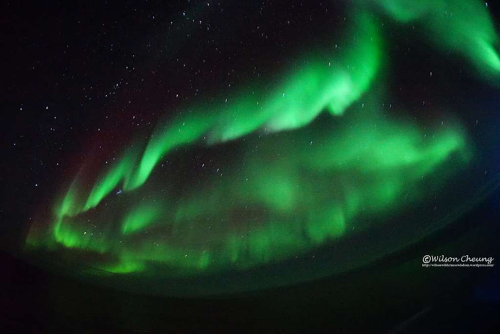 在芬蘭拉普蘭（Lapland），會稱北極光為“revontulet”，意曰「狐狸之火」（Fox’s fire）。 © Wilson Cheung