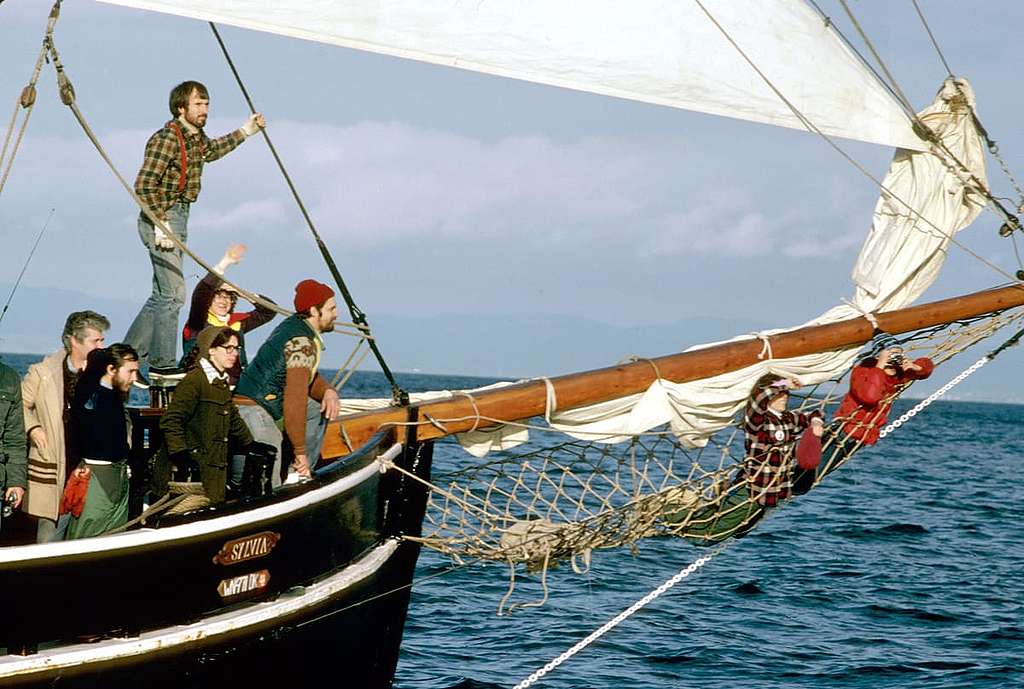 在彎迪富海峽（Juan de Fuca Strait）與運油輪對抗。 © Greenpeace / Rex Weyler