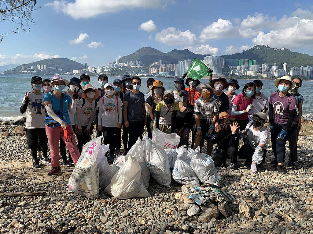 「我的山海日誌」定期舉辦活動，上山下海清理垃圾，他們亦歡迎公眾參與。 © 我的山海日誌