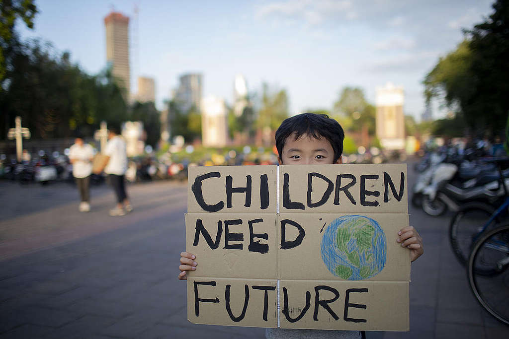 各國之間的合作，對於應付氣候變化、守護你我與下一代未來至為重要。 © Chanklang Kanthong / Greenpeace