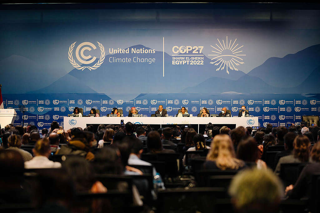 全球關注的 COP27 氣候大會於11月20日落幕,會議最終雖通過設立氣候賠償機制,為氣候脆弱國家及社區提供資金及支持,但在最關鍵的淘汰化石燃料議題,卻毫無進展,令人失望。© Marie Jacquemin / Greenpeace