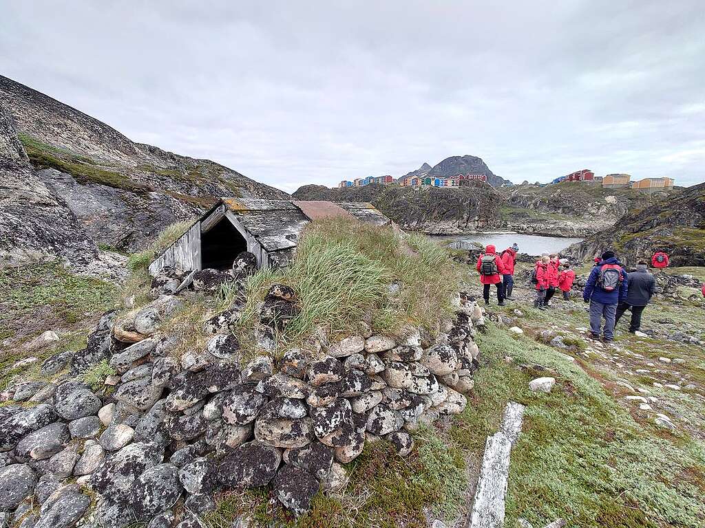 在格陵蘭第二大城市 Sisimiut 的因紐特人祖先遺址。 © Wilson Cheung