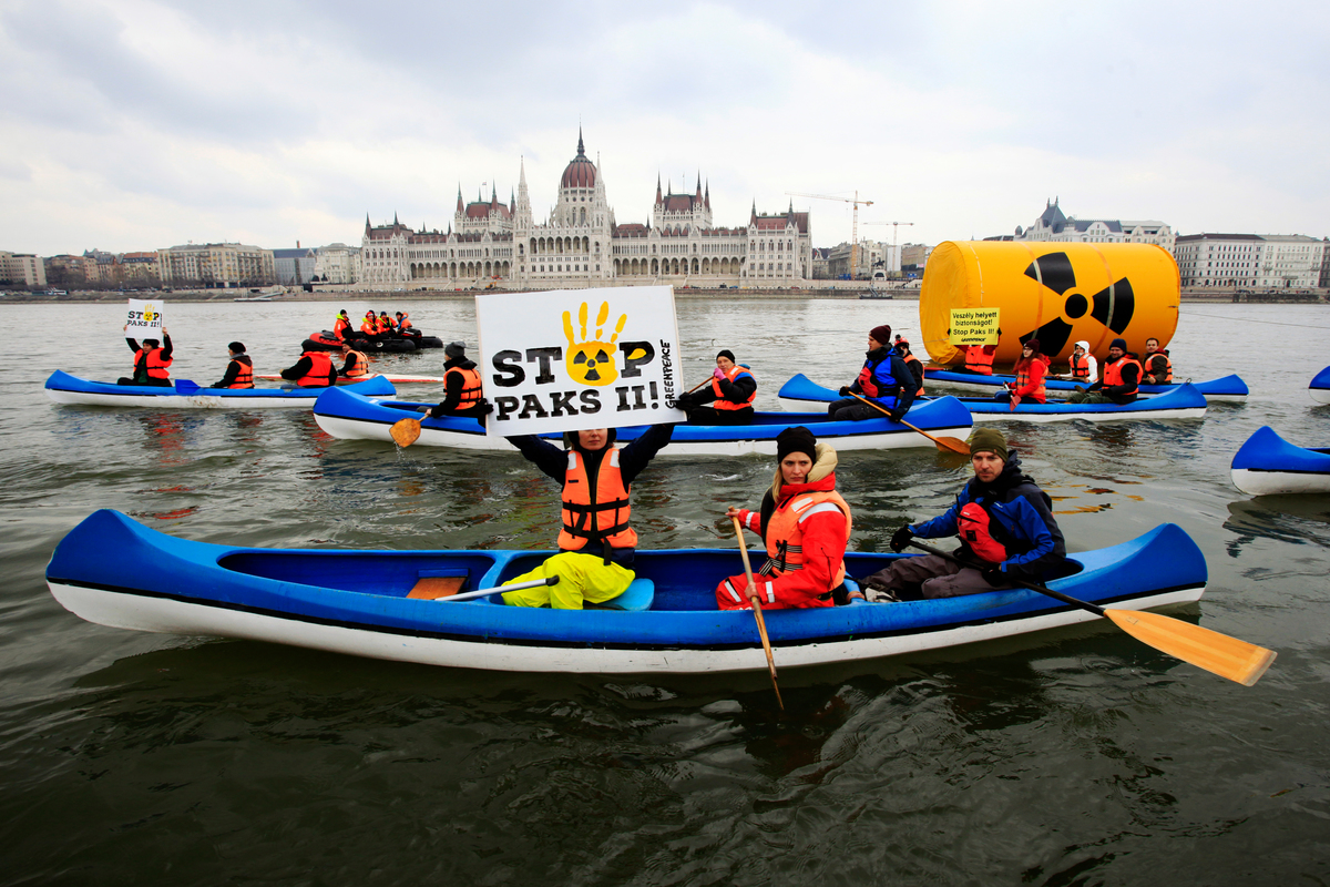 Protest against Nuclear Power Plant Paks 2 in Budapest. © Bence Jardany