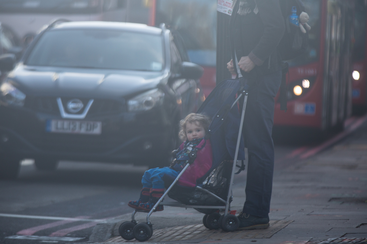 Traffic and Air Pollution in London. © Elizabeth Dalziel