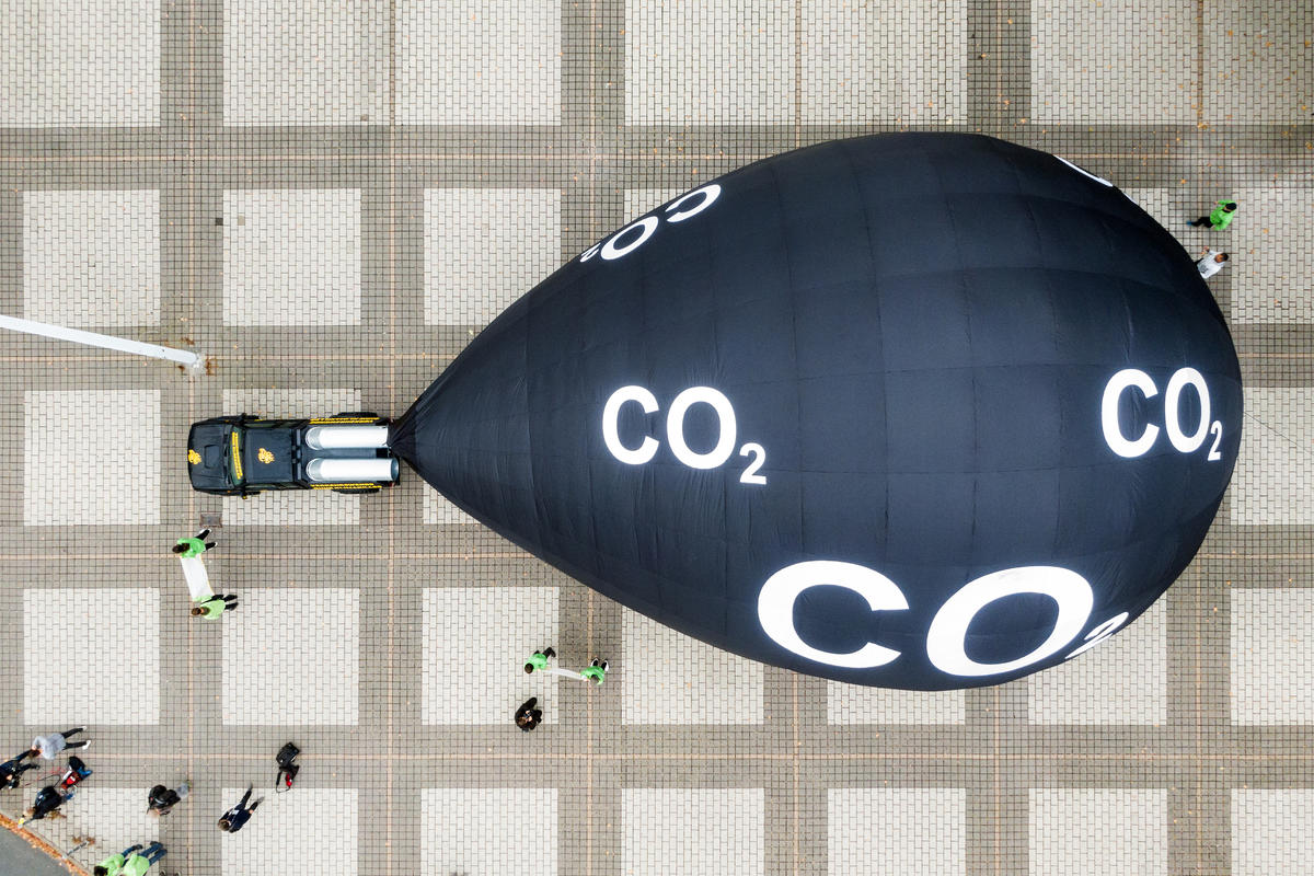 Aerials of Protest with Monster Truck at the IAA in Frankfurt. © Greenpeace