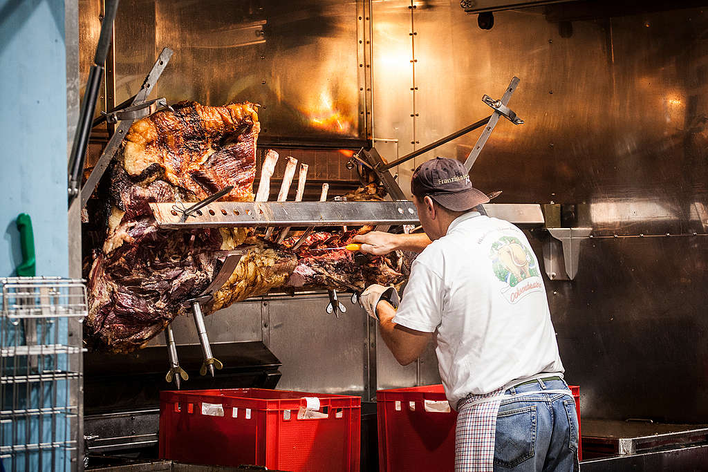 Meat Consumption at Oktoberfest Munich. © Sonja Och / Greenpeace