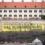 <strong>Bukásra áll a kormány háborús energiapolitikája</strong>