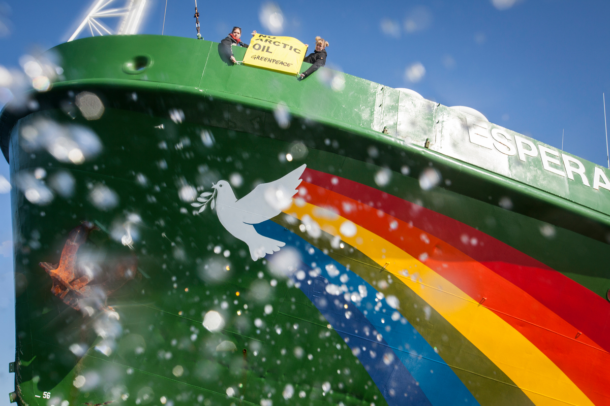 Greenpeace Esperanza - Arctic Ship Tour 2014
