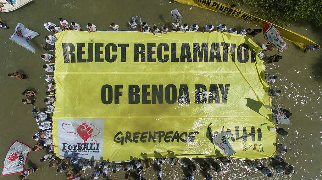 "Reject Reclamation" Banner in Benoa Bay, Bali. © Bagus Windhi Santika