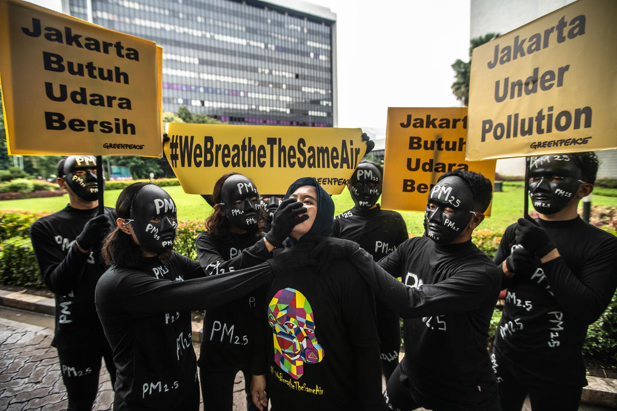 Air Pollution Protest in Jakarta. © Jurnasyanto Sukarno / Greenpeace