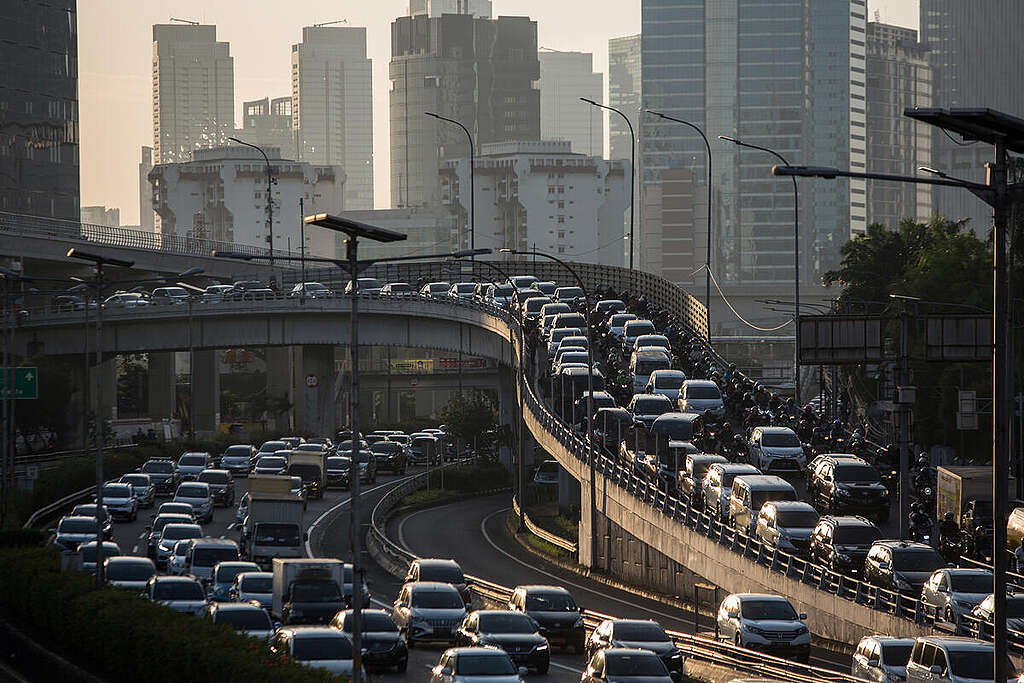 Traffic in Jakarta. © Afriadi Hikmal / Greenpeace