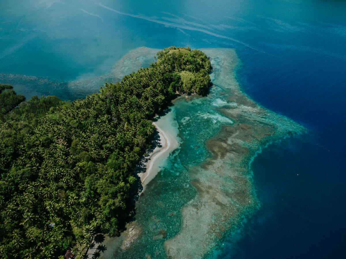 Aerial Photo of Sangihe island. © Alif Rizky / Greenpeace
