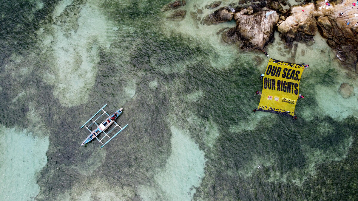 Illegal Gold Mining Protest at Sangihe Island. © Stenly Pontolawokang / Greenpeace