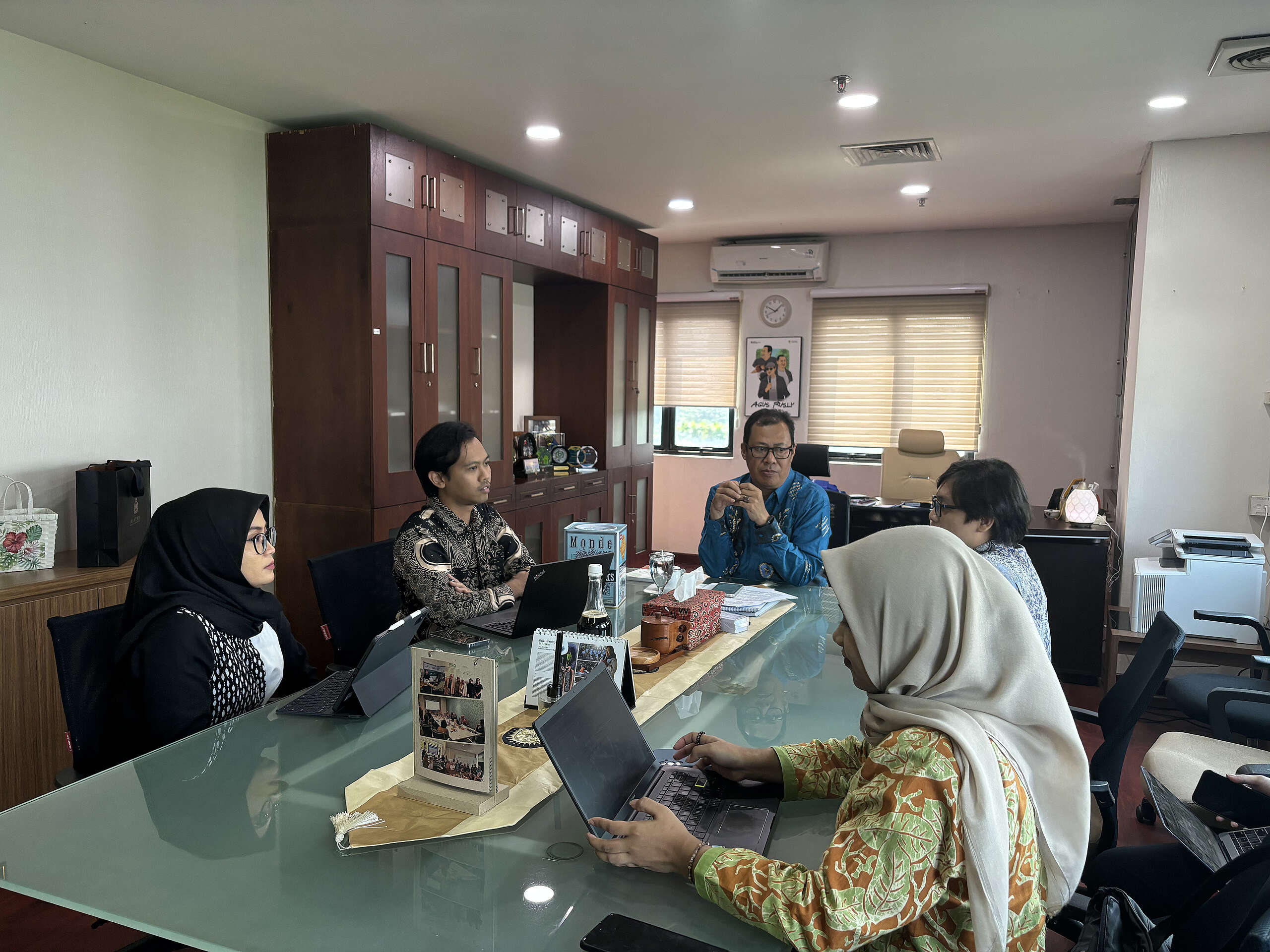 Greenpeace Indonesia Temui KLH/BPLH, Bahas Peta Jalan Produsen dan Ancaman Mikroplastik