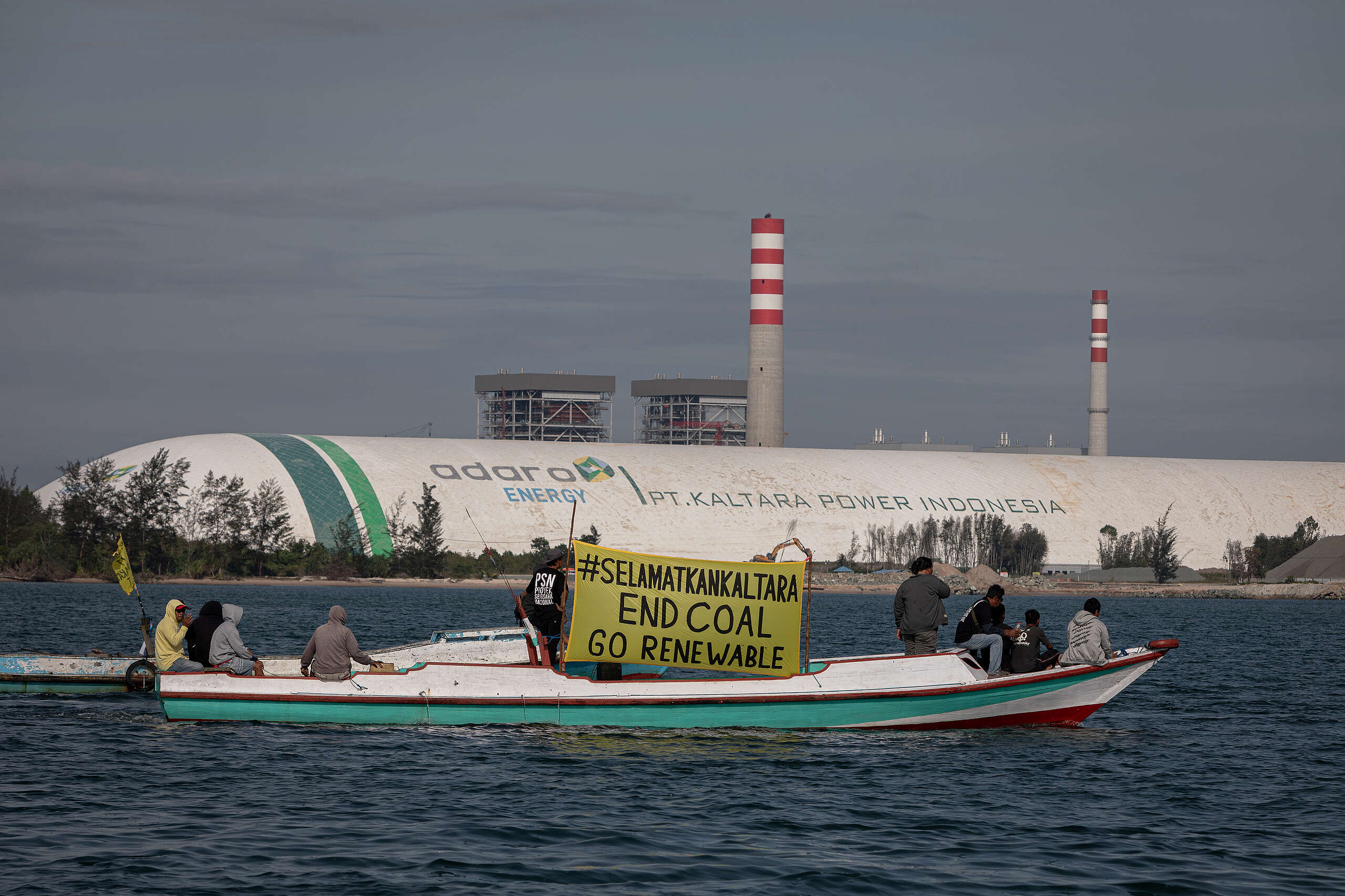 Transisi Energi Indonesia: Antara Ambisi dan Inkonsistensi