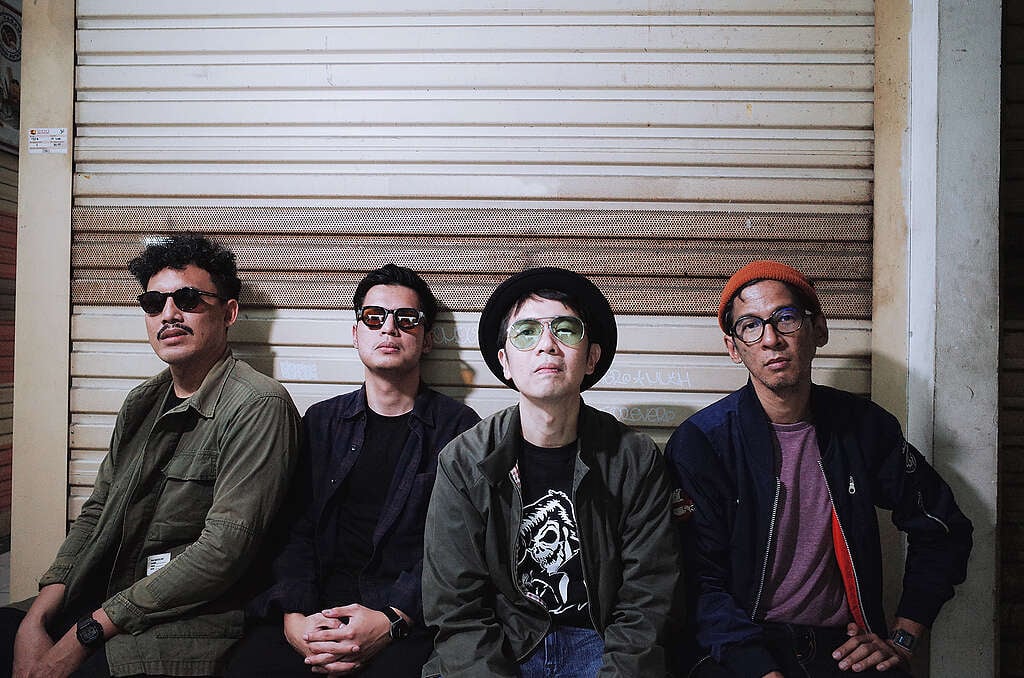 The Brandals, band rock asal Jakarta, berkolaborasi dengan Greenpeace dalam single terbaru mereka, "Jari Kasar" Dok. The Brandals The Brandals, band rock asal Jakarta, berkolaborasi dengan Greenpeace dalam single terbaru mereka, "Jari Kasar"
Dok. The Brandals
