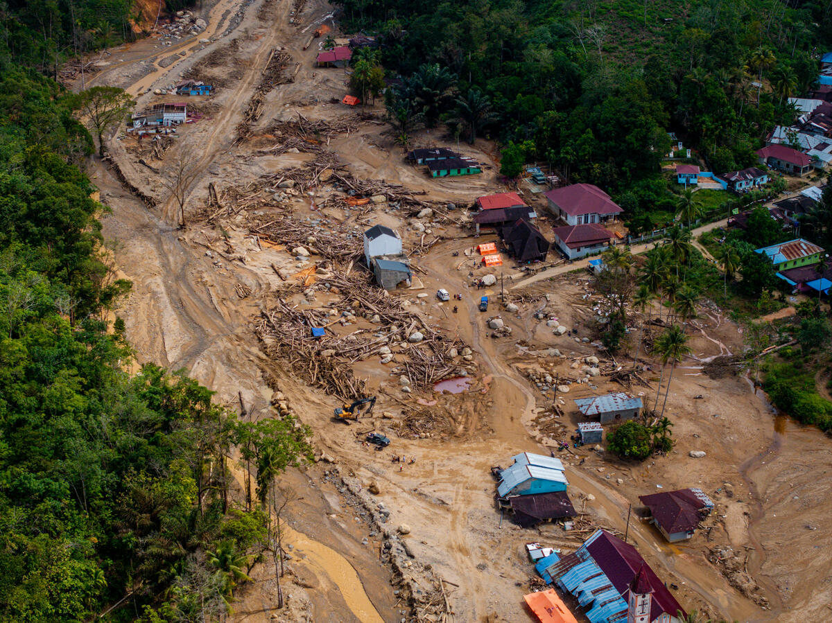 Aerial View of Aftermath of the Flash Flood in Tukka Subdistrict, Central Tapanuli. © Alif R Nouddy Korua / Greenpeace