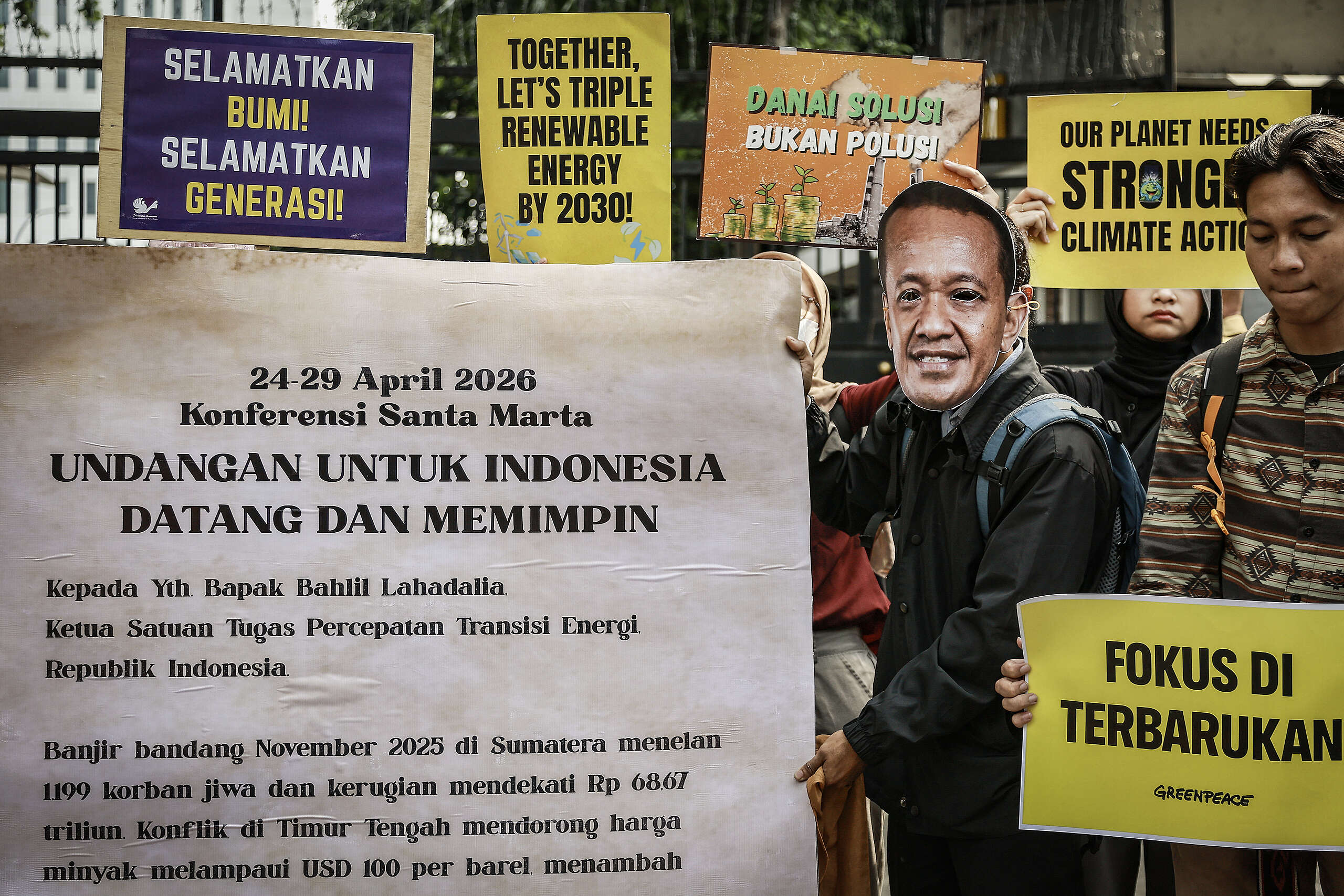 Masyarakat Sipil Desak Indonesia Hadir dan Berkomitmen pada Transisi Berkeadilan dari Energi Fosil