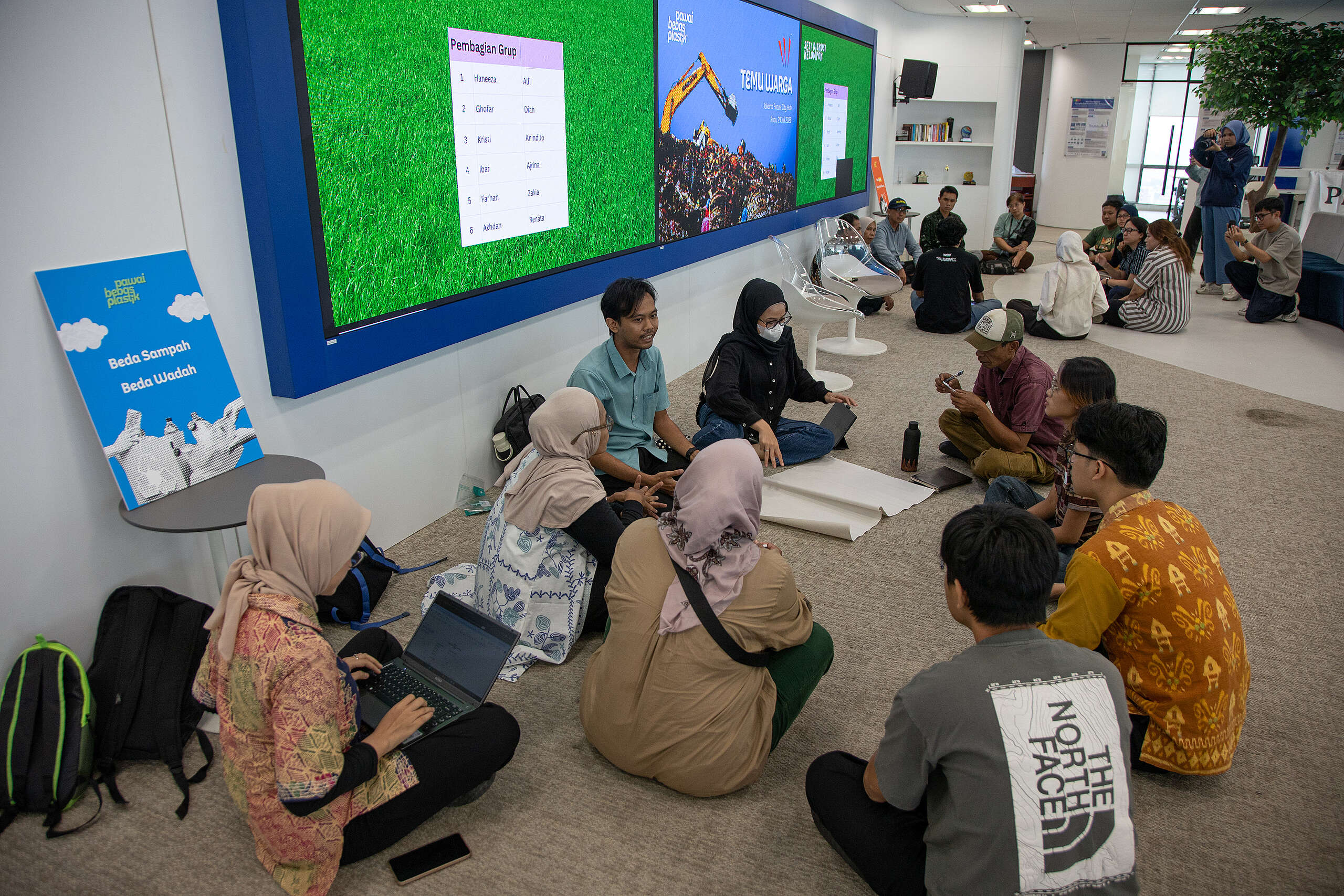 Warga dan Pemprov DKI Jakarta Berembuk Bahas Kebijakan Pengelolaan Sampah