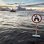 MY Arctic Sunrise at OMV Drilling Platform. © Mitja  Kobal / Greenpeace