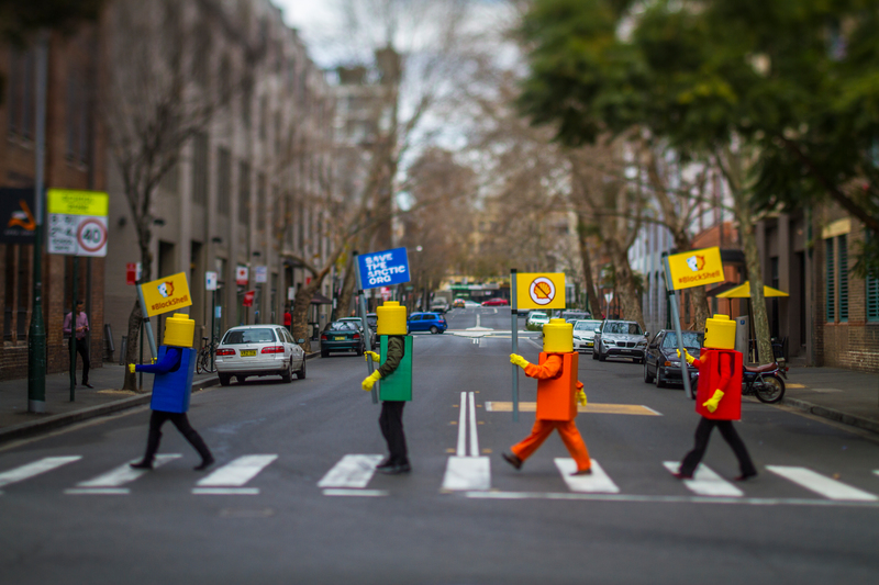 LEGO figures blockade Shell service station in Sydney © Greenpeace / Abram Powell