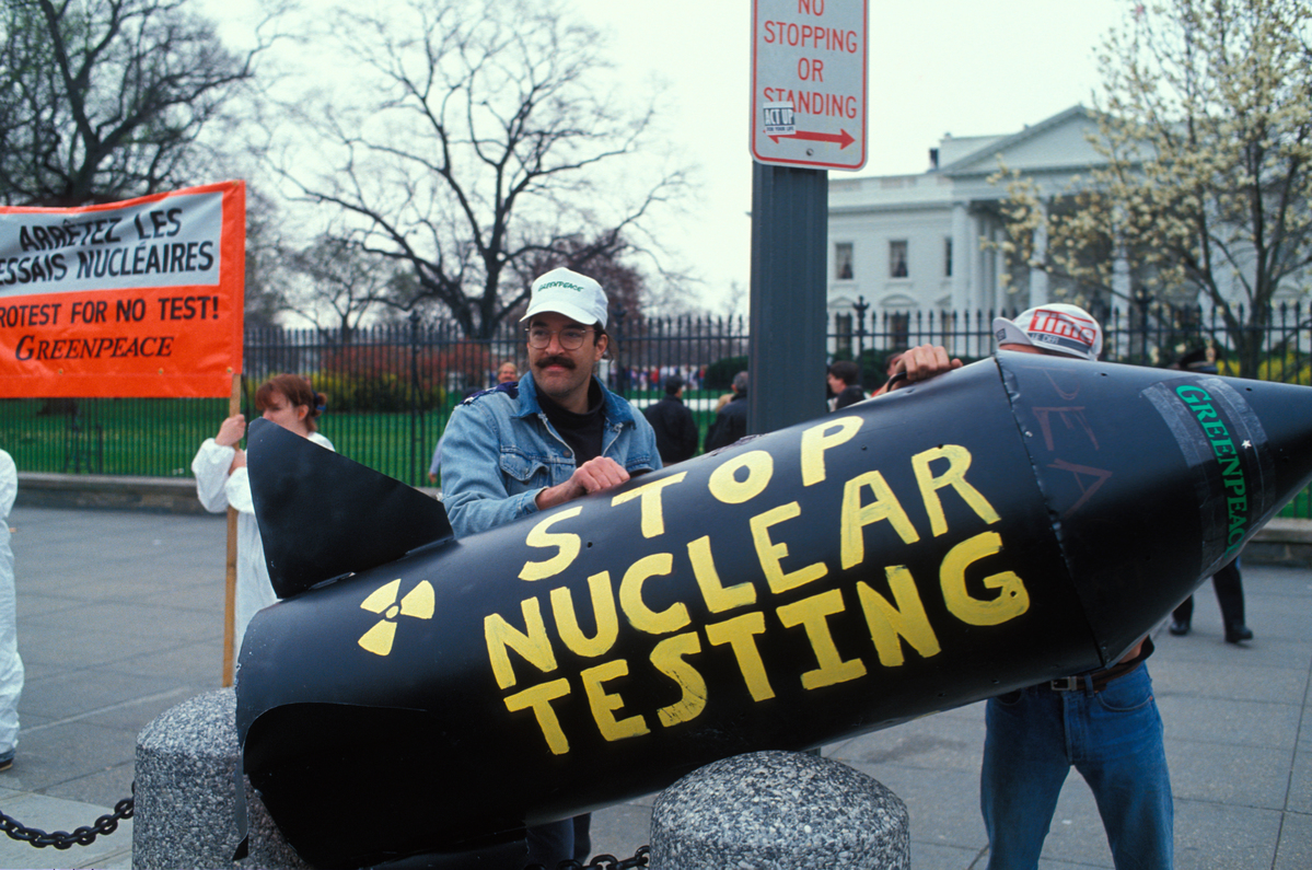 Nuclear Action at White House in DC © Greenpeace / Lee Corkran