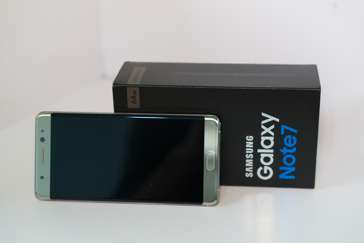 Product Shot: Samsung Galaxy Note 7 © Jungyeob Ji / Greenpeace